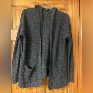 American Eagle gray hoodie sweater